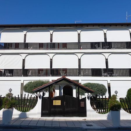 Amaryllis Luxury Rooms Platamonas Esterno foto